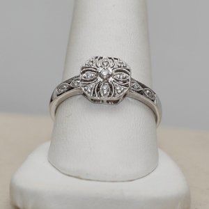 Antique Diamond Filigree 14K White Gold Rinng, Size 9